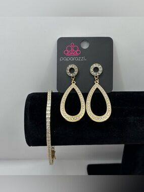 Rhinestone bracelet and earrings set